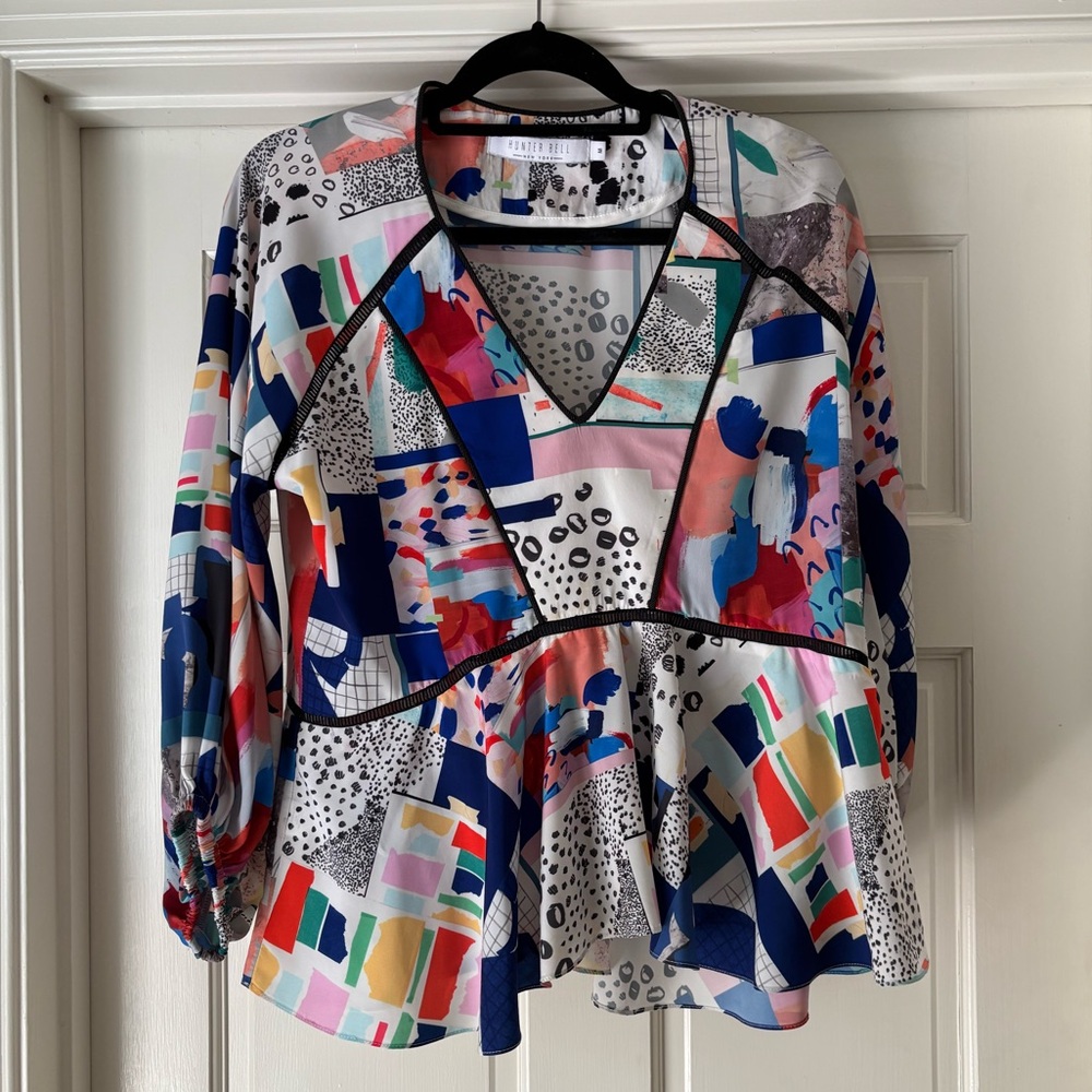 HUNTER BELL Blue Red Graphic Peplum Blouse
